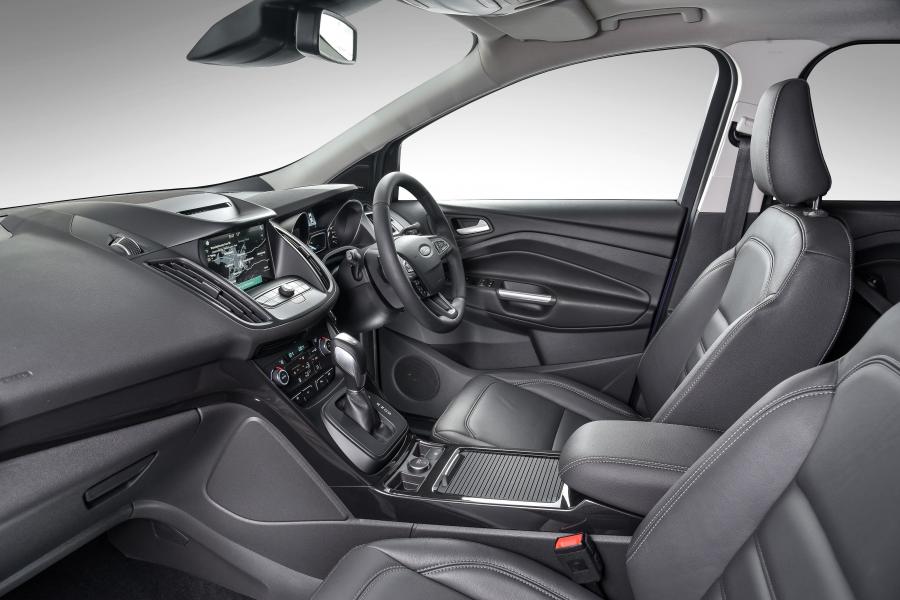 Интерьер Ford Kuga 2017 года  (ZA) (фото 22 из 40)